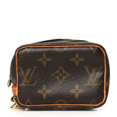 LOUIS VUITTON Monogram Wapity 1320231.